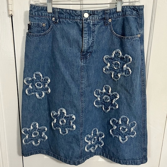 Moschino Jeans Rare Vintage Denim Jean Skirt Flower Appliqués Blue Size 10 D2 - Picture 1 of 11